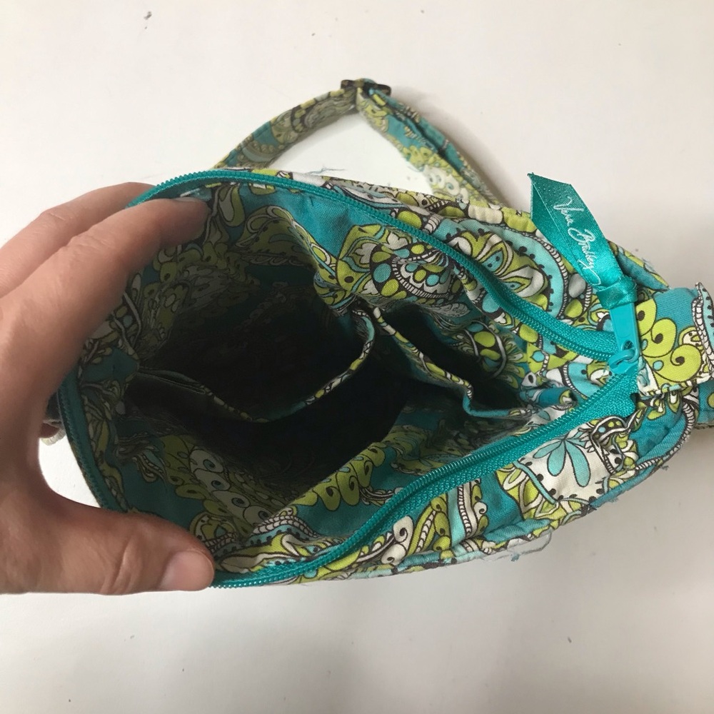 Vera Bradley Quilted Adjustable Crossbody Bag Purse - Picture 4 of 11